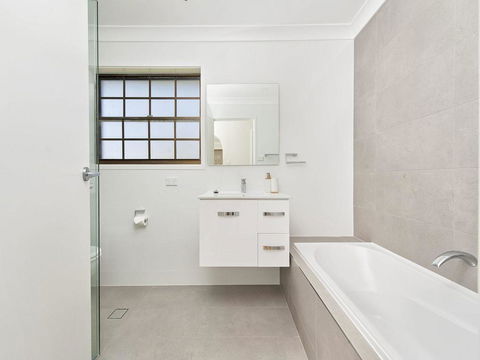 Amaroo Retreat @ Fingal Bay - Accommodation Australia 2