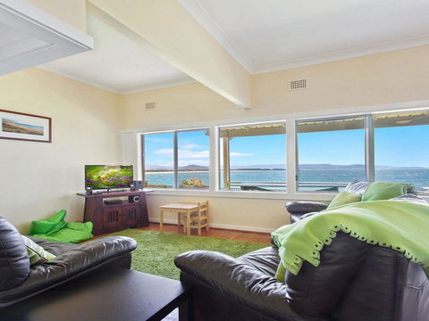 Amazing Aspects - Perched Above Tilbury Cove - Accommodation Australia 3