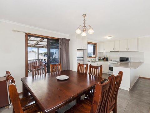 AMBIENCE BY THE SEA - Accommodation Australia 1