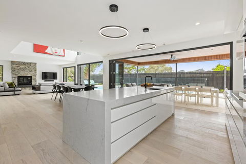 ANCHORAGE - MOUNT MARTHA - Accommodation Australia 1