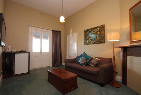 Anchorage Seafront Hotel - Accommodation Australia 1