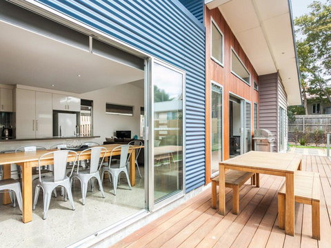 ANGLE BY THE SEA - Anglesea - Accommodation Australia 2