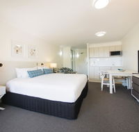 Apartments  2 Landsborough - Accommodation Australia