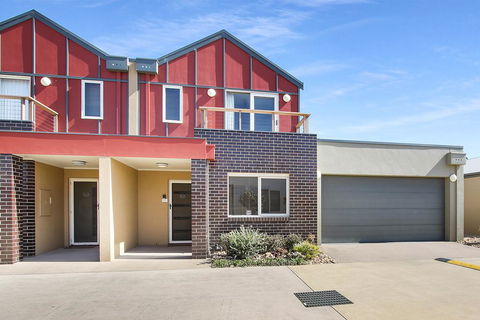 Apartments On Church - Unit 7 - Accommodation Australia 0