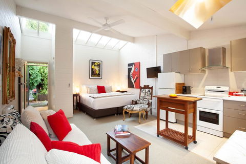 Apartments On Elsmere - Accommodation Australia 0