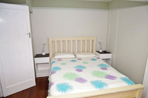 Apollo 2 9 Hodgson Street - Accommodation Australia 2