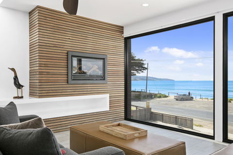 Apollo Bay Beach House - Accommodation Australia 0