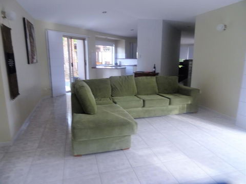 Apurla Hervey Bay - Located At The Point - Local Tourism 1