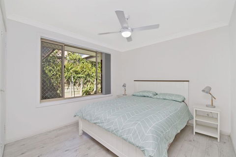 Aqualuna At Lighthouse Beach 8 Capalla Court - Accommodation Australia 3