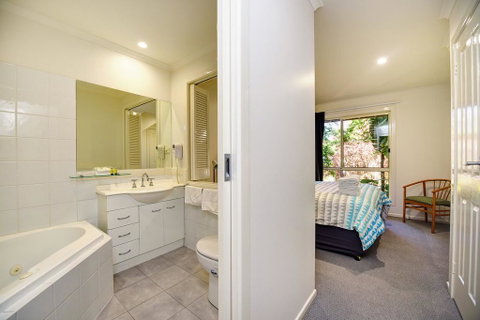 Aqualuna Beach Resort - Unit 25 - Accommodation Australia 1