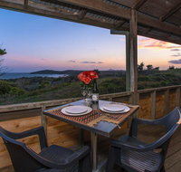Aqualuna- Excellent surfing beaches. - Accommodation Australia
