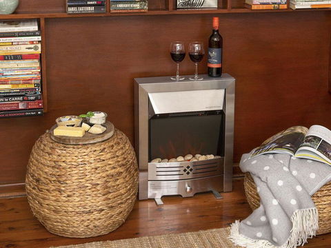Araluen On Holden - Great Deck With Ocean Views - Accommodation Australia 2