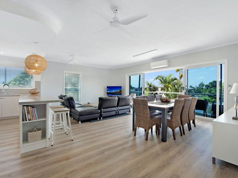 Arc Resort Stunning 3 Bedroom In Broadbeach - Accommodation Australia 3