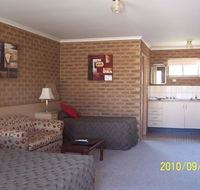 Arcadia Motor Inn - Australia Shopping