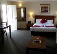 Armidale Pines Motel - Bed n Breakfasts
