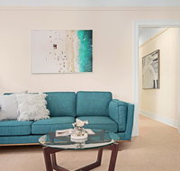 Art Deco apartment steps from harbour and beach - Accommodation Australia
