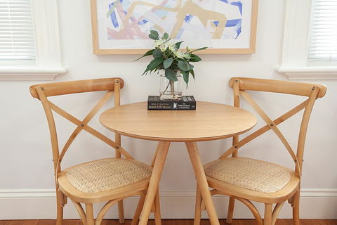 Art Deco Designer Studio In Lewisham - Accommodation Australia 3