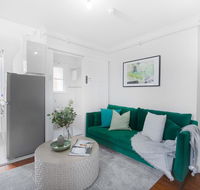 Art Deco Nook Around The Corner From Oxford St - Accommodation Australia