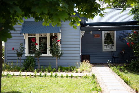 Artisan Retreat - Accommodation Australia 0