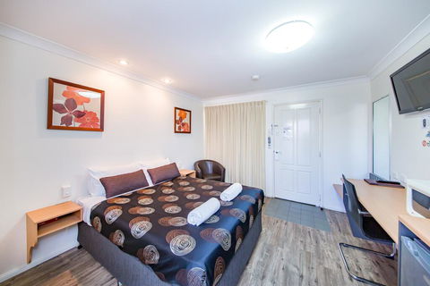 Ascot Lodge Motor Inn - Accommodation Australia 3