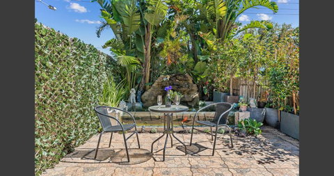 Luxury Beachfront Apartment In Sandringham - Accommodation Australia 0