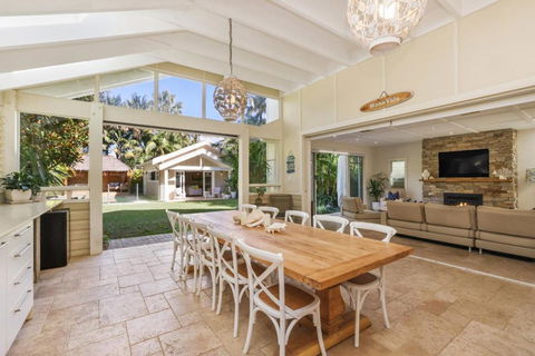 Luxury Beach House - Footsteps To Beach - Local Tourism 2