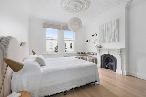 Luxury Designer Redfern House - Accommodation Australia 3