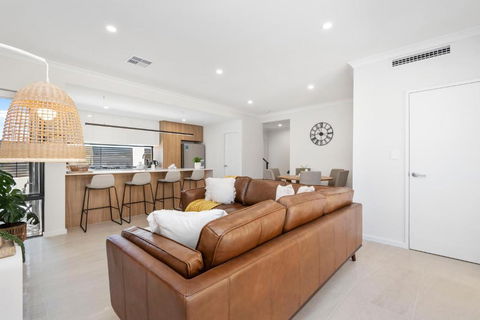 Luxury Urban Retreat - Local Tourism 0