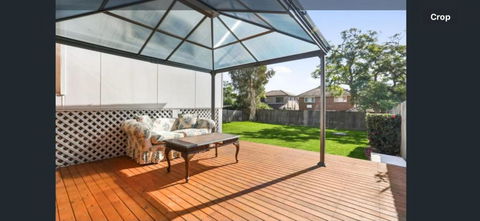 Luxury Villa Next To University Parks Shops - Accommodation Australia 3