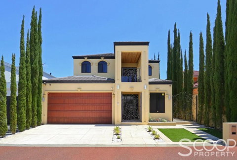 LUXURY VILLA W POOL & SPAS - Local Tourism 2