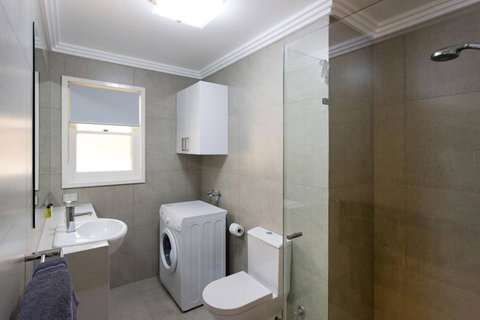 M5 West Perth Studio Apartment Near Kings Park - Australia Shopping 3