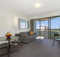 Mantra Parramatta - Accommodation Australia