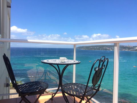 Manly Waterfront Beach Stay - Accommodation Australia 1