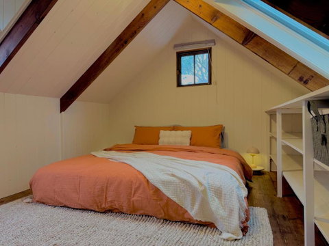 Maccys Cottages - Local Tourism 3