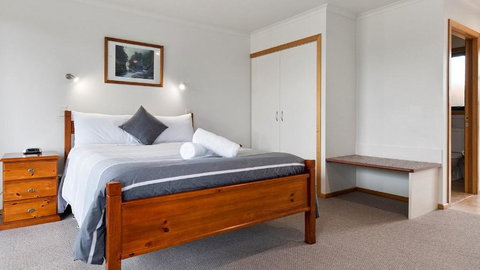 Marsden Court Apartments Now Incorporating Marsden Court And Sharonlee Strahan Villas - Australia Shopping 3