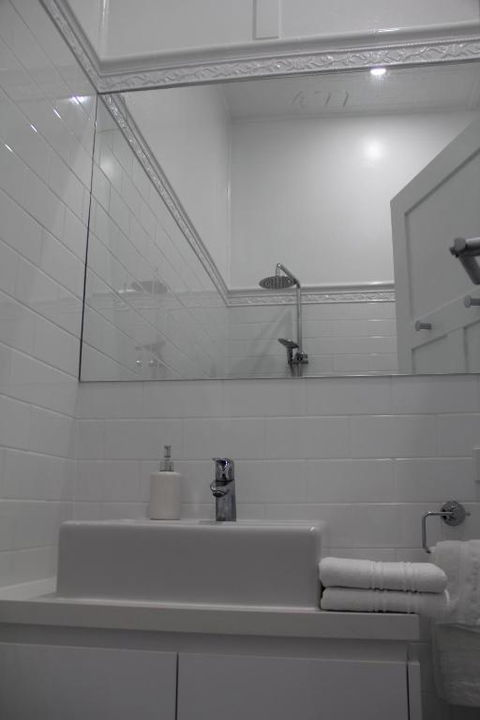 Mentor Chambers Apartment Bed & Breakfast - Accommodation Australia 3