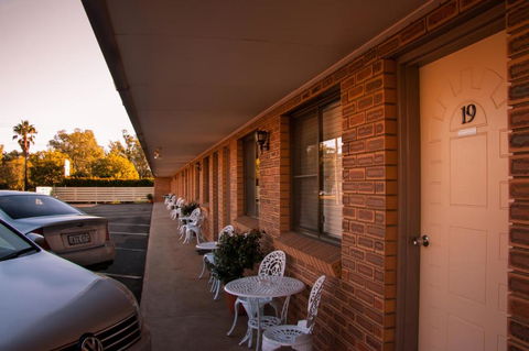 Mid Town Inn Narrabri - Accommodation Australia 3