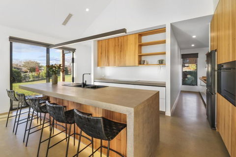 Mayple Peaks - Accommodation Australia 3
