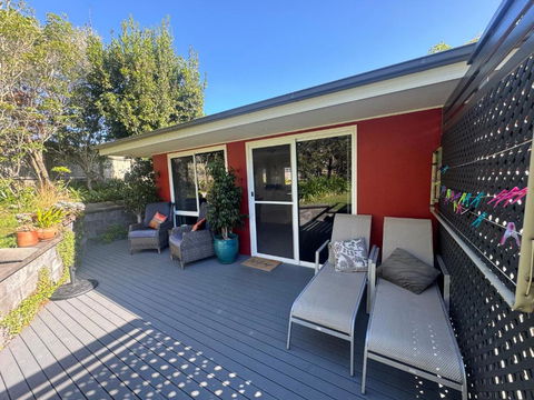 Milton Village Retreat - Secluded Comfort - Accommodation Australia 1
