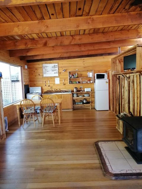 Minnow Cabins Lower Beulah - Accommodation Australia 2