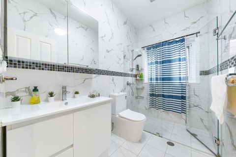 Mins To Mall Convenient 3 Beds Classic Charm Home - Australia Shopping 3