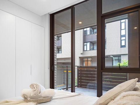 Modern Split Level 2Bed With Pool - Local Tourism 1