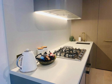 Moody Moon Apartment @ Sky Garden - Glen Waverley - Australia Shopping 3