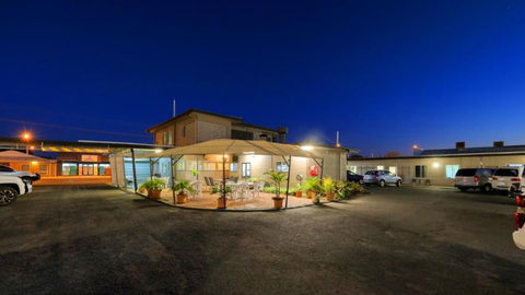 Motel 707 - Australia Shopping 3