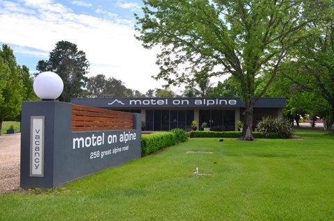 Myrtleford Motel On Alpine - Accommodation Australia 0