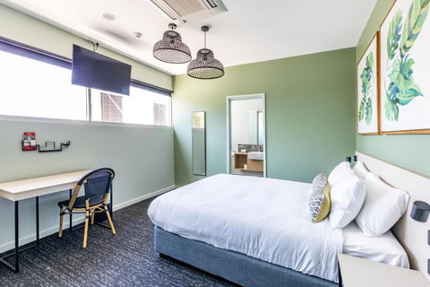 Nightcap At Commercial Hotel - Accommodation Australia 3