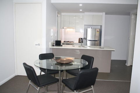 North Sydney Wyndel Apartments-MIL1005 - Accommodation Australia 2