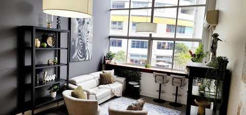 NYC Loft Brisbane, Free Parking! - Bed n Breakfasts 2