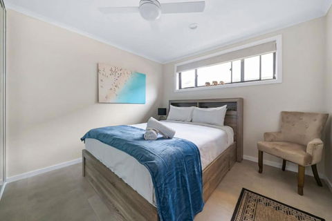 Oak Retreat Bliss By The Beach - Accommodation Australia 3