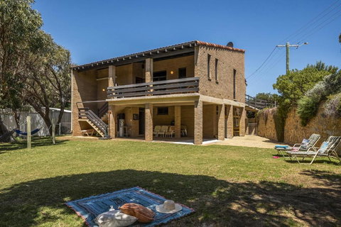 Ocean Close - Spacious Beach House - Australia Shopping 0